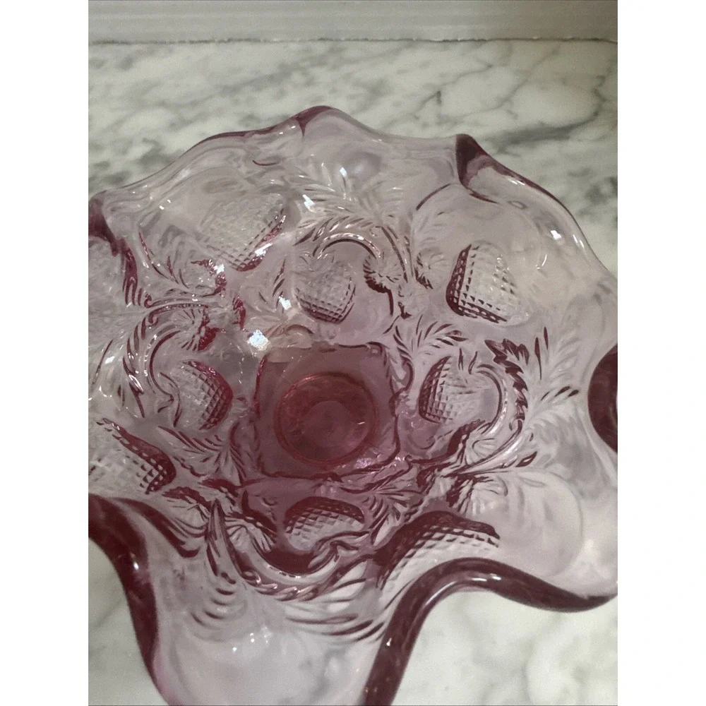 Fenton Dusty Rose Strawberry Compote Vintage Swirl